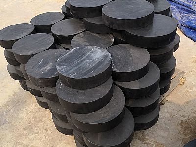 零陵区板式橡胶支座由若干层橡胶片与薄钢板经加压硫化